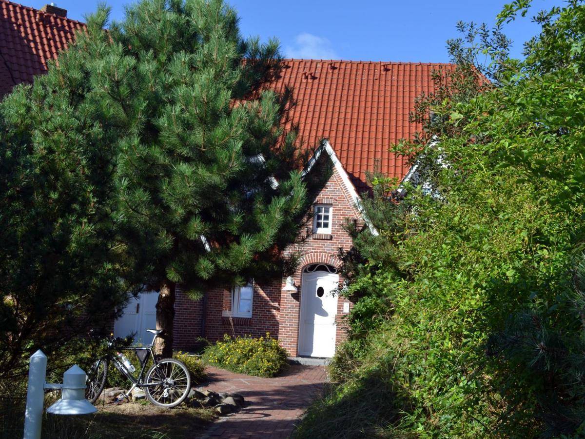 Ahndole-hollken *